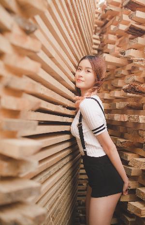 1V1 高 H 激情时刻！你能猜到是谁被逮到了吗？