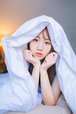 惊爆！公车上的人妻沦陷事件完整版，背后真相究竟如何？